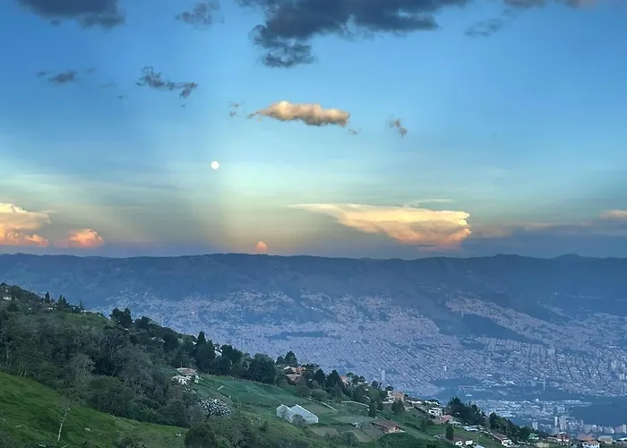 Lp Finca La Pergola, Naturaleza Con Lujo Y Una Increible Vista A Todo Medellin