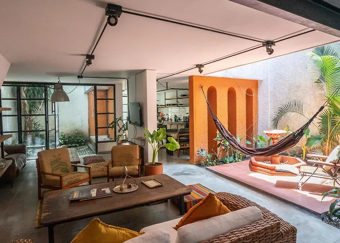 Colonial Villa In Laureles, Unique&Special House